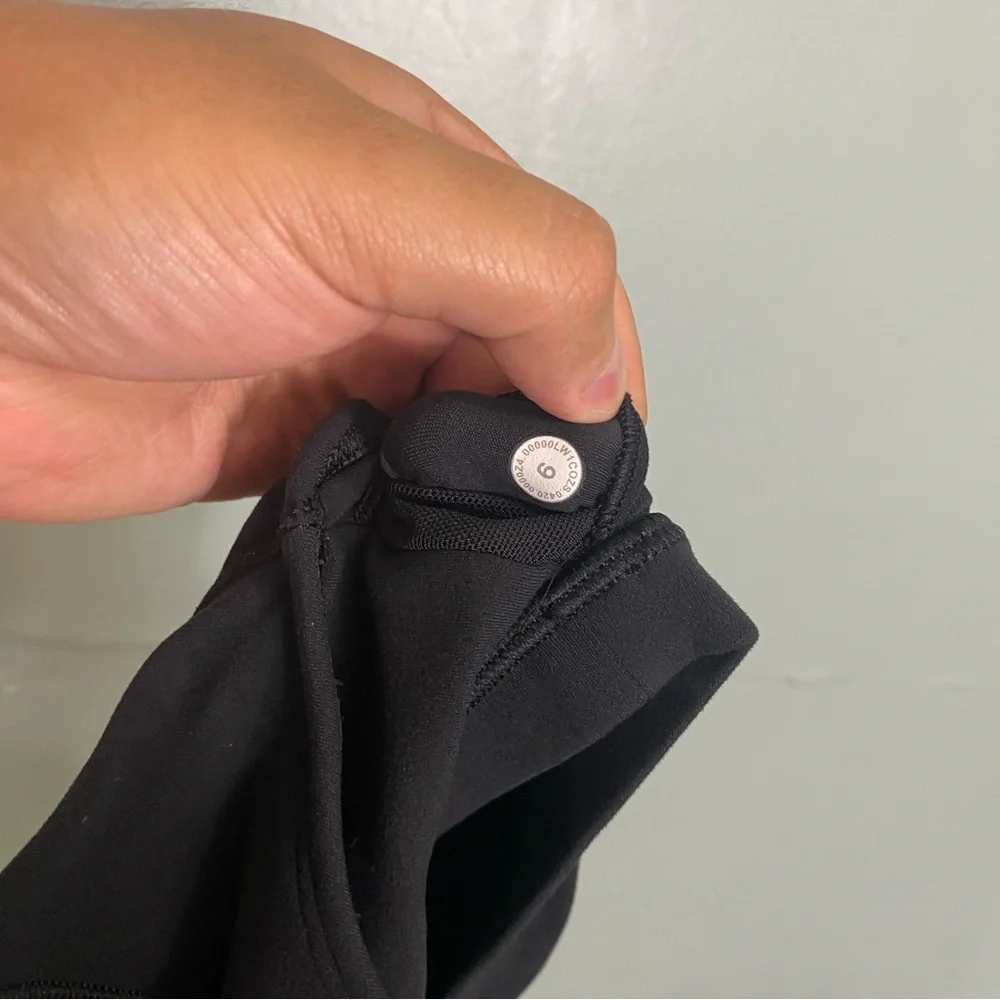 Lululemon Align Tank Black Gold Size 6‎